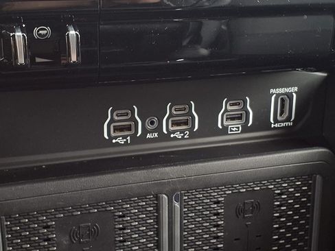 Used 2026 RAM 2500 Limited AWD/4WD image 17