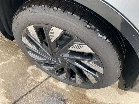 New 2026 Lincoln Nautilus Reserve w/ Jet Appearance Package AWD/4WD image 17