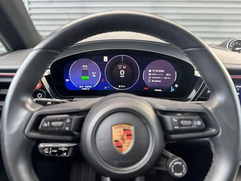 Used 2024 Porsche Macan 4 Electric AWD/4WD image 21