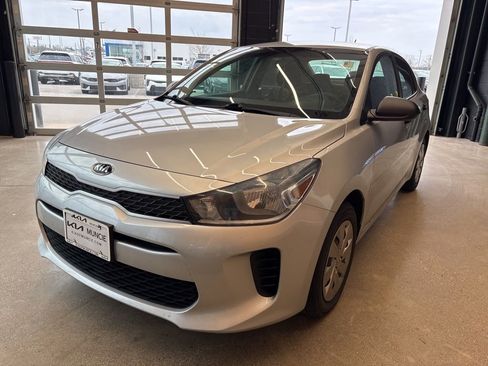 Used 2018 Kia Rio LX image 6