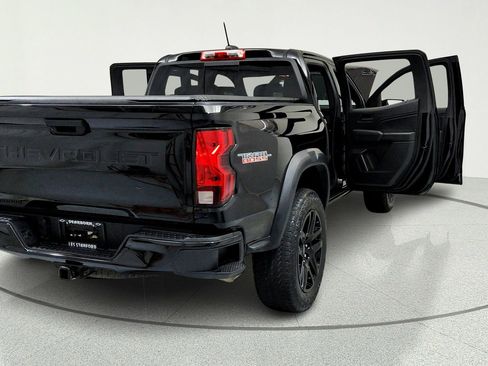 Used 2023 Chevrolet Colorado Trail Boss w/ Advanced Trailering Package AWD/4WD image 12