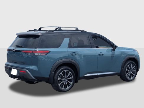 New 2026 Nissan Pathfinder Platinum w/ Cargo Package AWD/4WD image 6