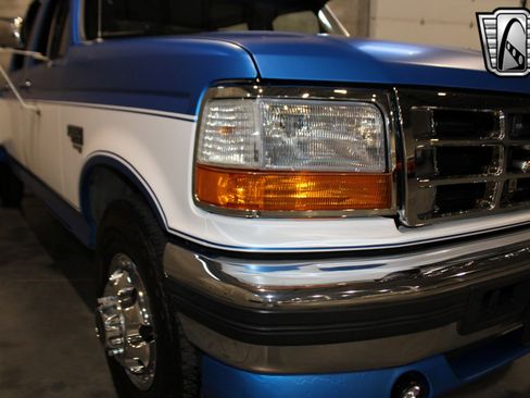 Used 1997 Ford F350 2WD Crew Cab image 9