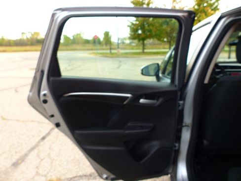 Used 2019 Honda Fit LX image 34