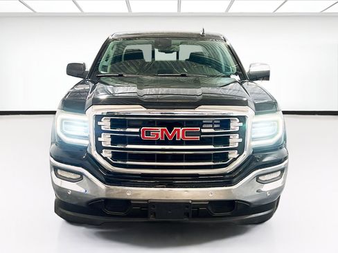 Used 2018 GMC Sierra 1500 SLT w/ Enhanced Driver Alert Package RWD image 2
