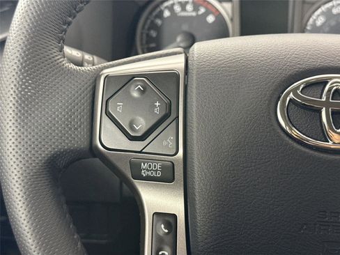 Certified 2023 Toyota Tacoma SR5 AWD/4WD image 17