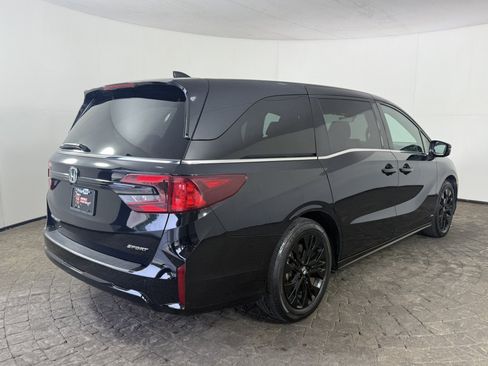 Used 2025 Honda Odyssey Sport-L image 9