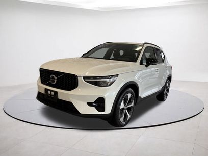 Certified 2025 Volvo XC40 B5 Plus