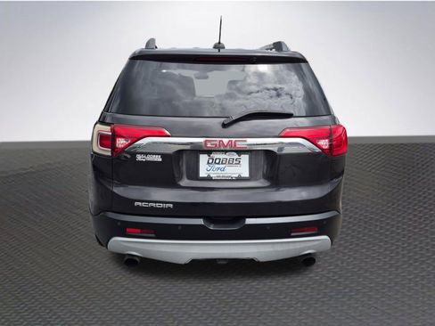 Used 2017 GMC Acadia SLT FWD image 6