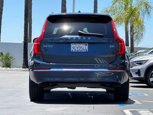 Certified 2023 Volvo XC90 B5 Plus AWD/4WD image 4