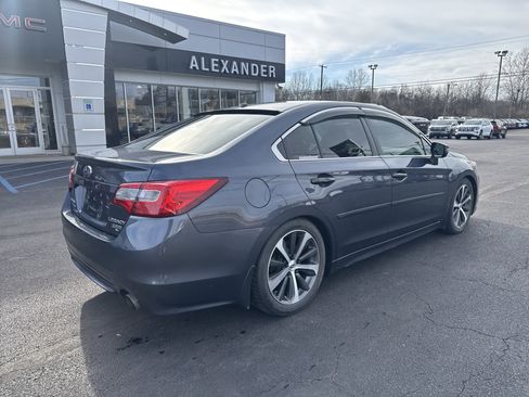 Used 2015 Subaru Legacy 3.6R Limited image 3
