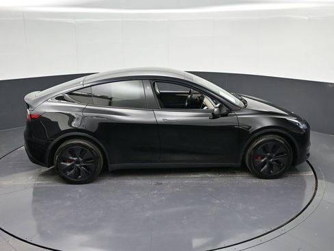 Used 2024 Tesla Model Y Long Range image 30