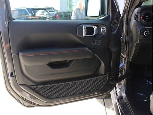 New 2025 Jeep Wrangler Rubicon image 9