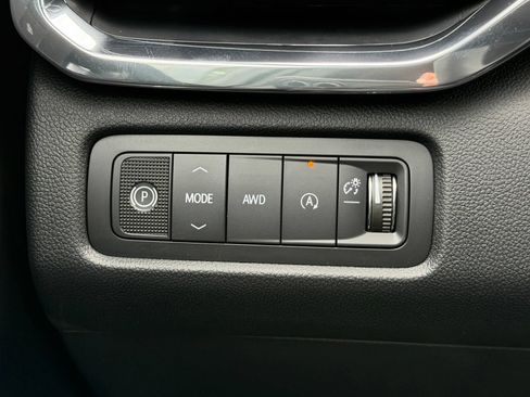 New 2027 GMC Acadia Elevation w/ Elevation Premium Package AWD/4WD image 12