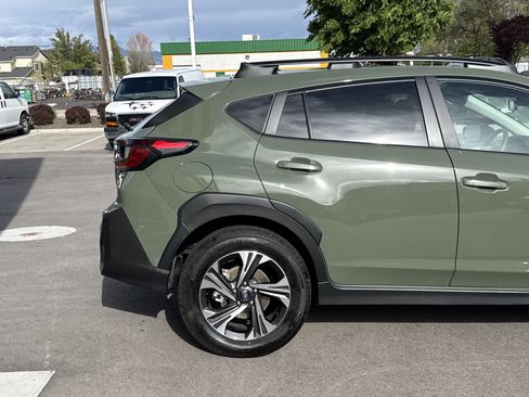 Used 2026 Subaru Crosstrek 2.0i Premium image 6