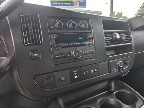 Used 2020 Chevrolet Express 3500 Extended w/ Driver Convenience Package RWD image 10