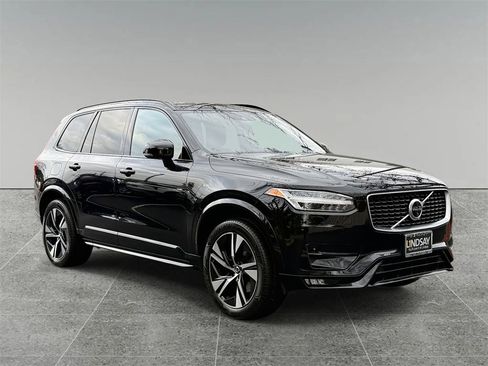 Used 2020 Volvo XC90 T6 R-Design image 9