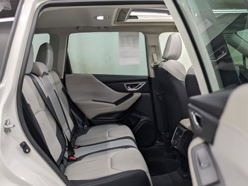 Used 2023 Subaru Forester Premium image 19