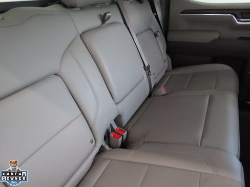 Used 2025 GMC Sierra 1500 SLT AWD/4WD image 23