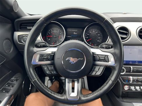 Used 2022 Ford Mustang Premium image 15