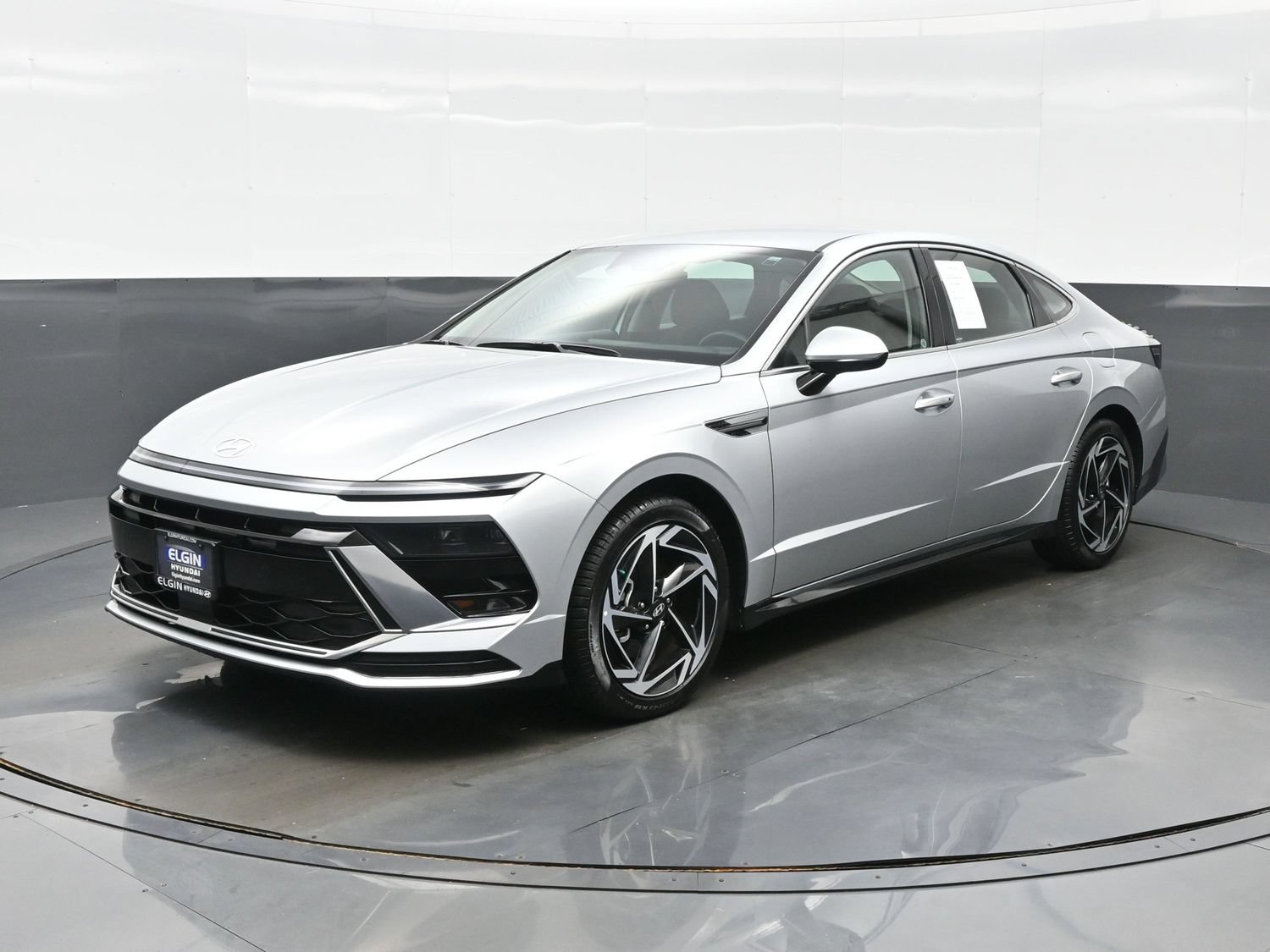 Certified 2026 Hyundai Sonata SEL FWD image 2