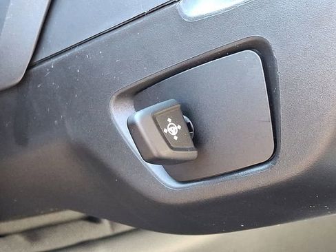 Certified 2025 BMW X5 xDrive40i w/ Parking Assistance Package image 27