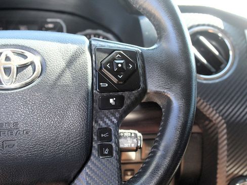 Used 2018 Toyota Tundra Limited image 15