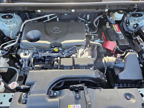 Used 2019 Toyota RAV4 XLE Premium w/ Phone Cable & Charge Package image 24