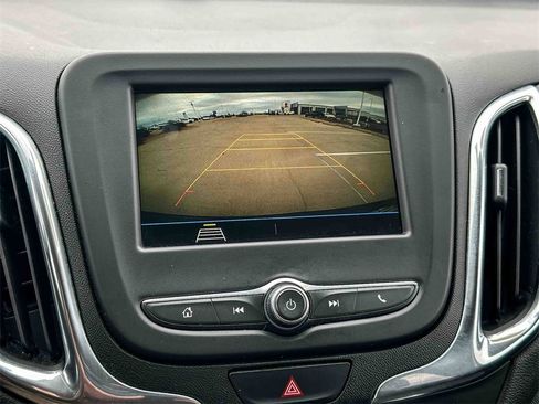 Used 2019 Chevrolet Equinox LT image 31
