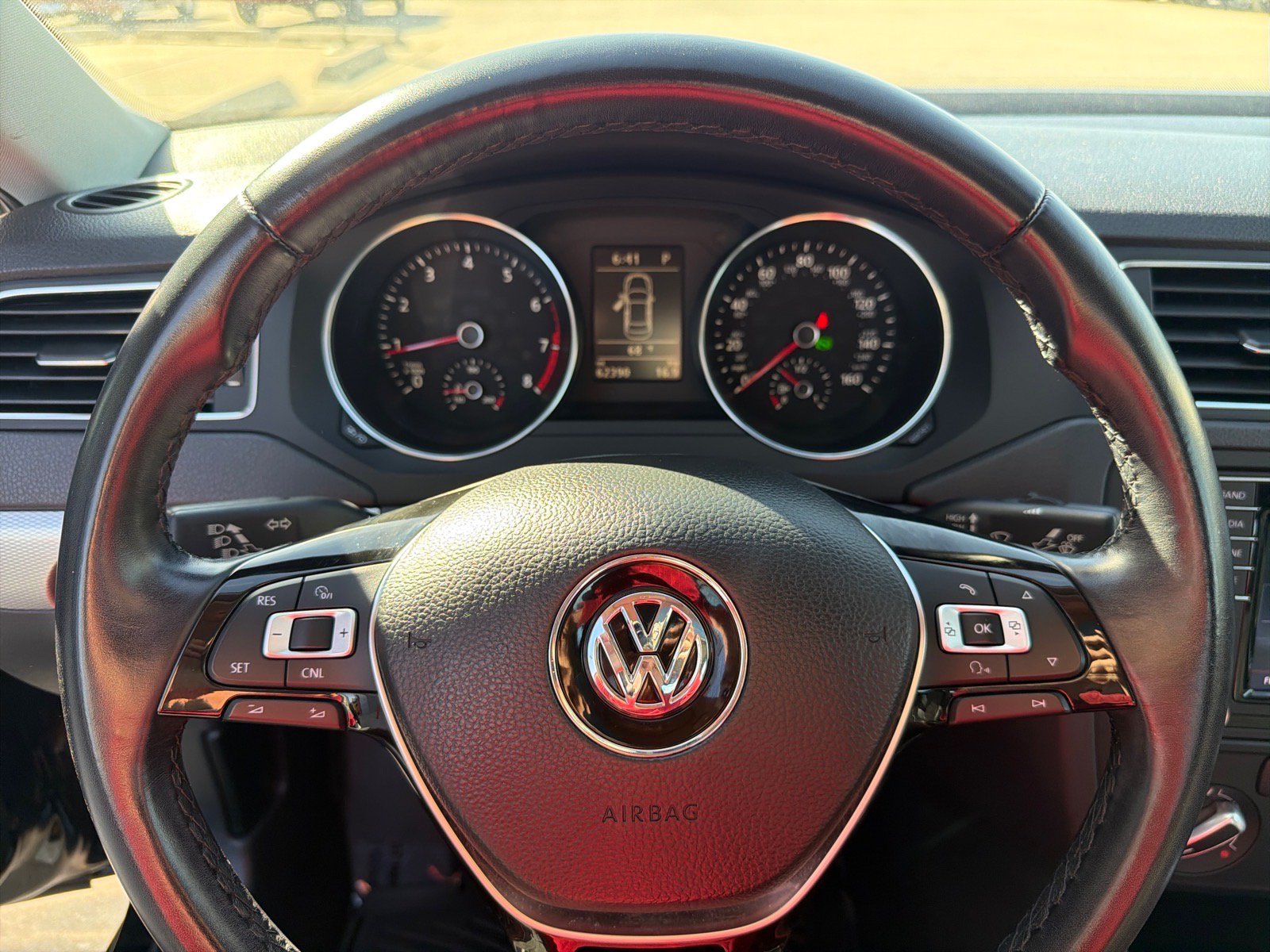 Used 2017 Volkswagen Jetta SE FWD image 14