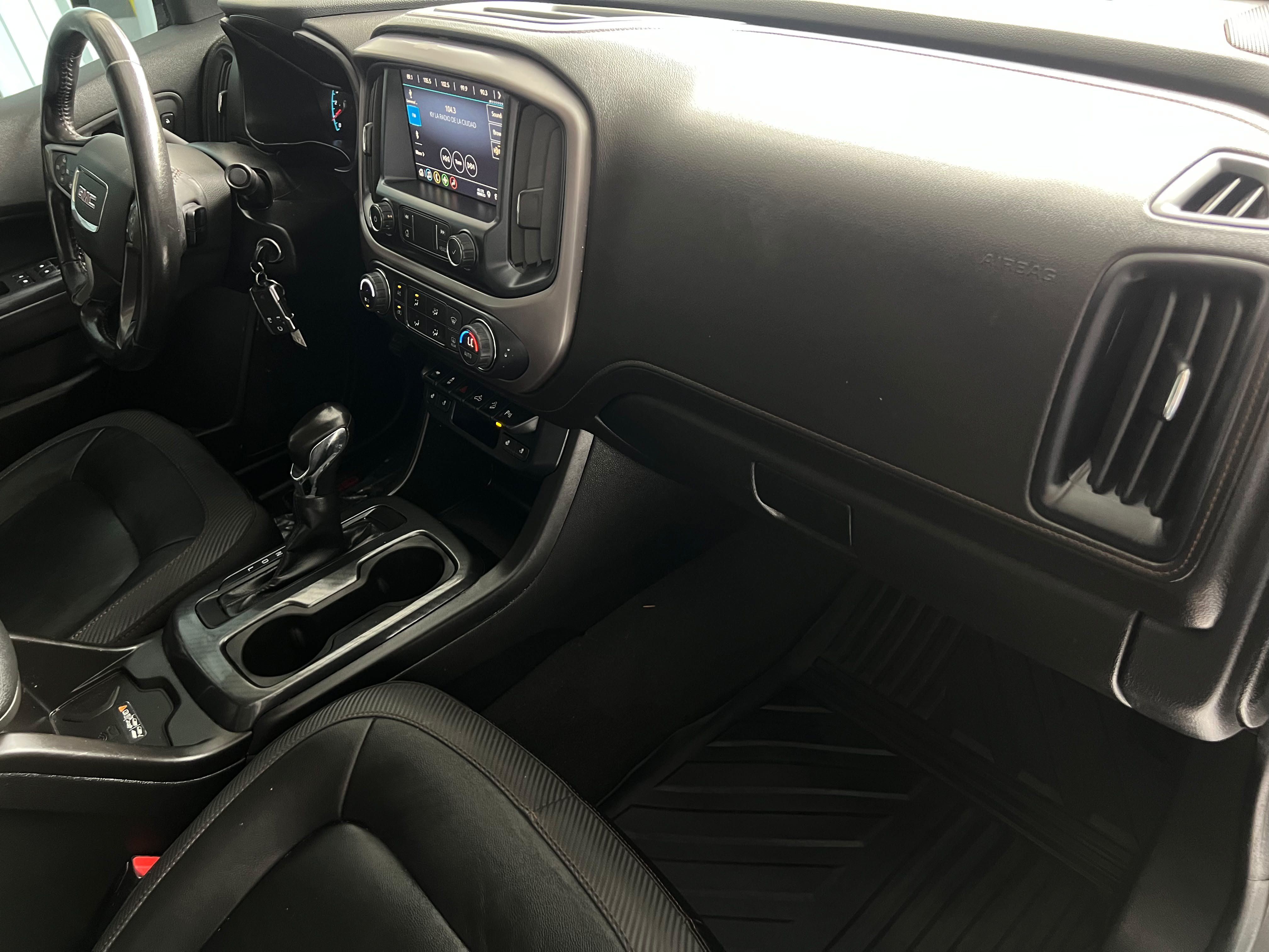 Used 2022 GMC Canyon AT4 w/ Trailering Package AWD/4WD image 18