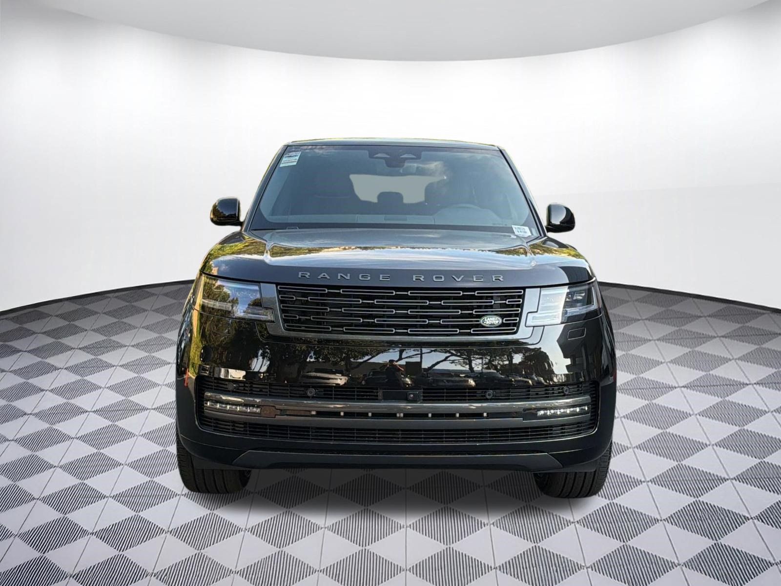 New 2026 Land Rover Range Rover Long Wheelbase SE AWD/4WD image 6