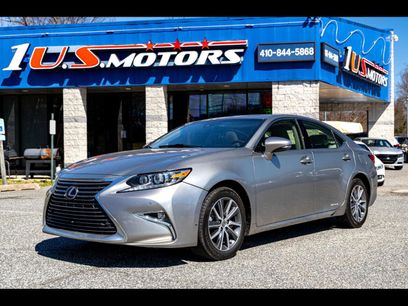 Used 2017 Lexus ES 300h