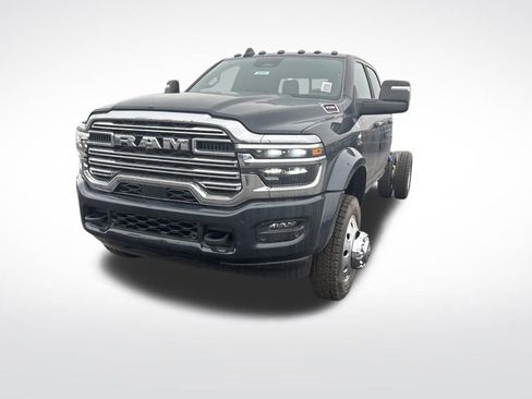 New 2026 RAM 4500 Tradesman w/ Laramie Trim Package image 10