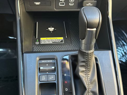 Used 2025 Honda CR-V EX-L image 23