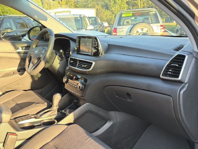 Used 2020 Hyundai Tucson Value FWD image 17