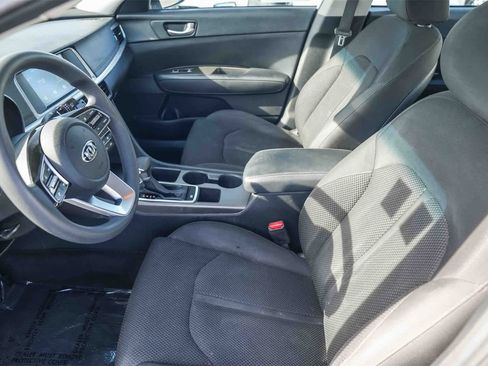 Used 2020 Kia Optima LX image 17