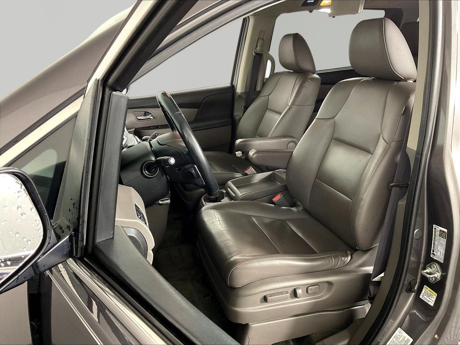 Used 2014 Honda Odyssey EX-L image 21