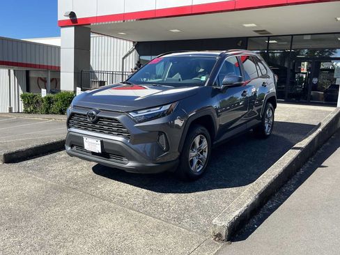 Certified 2023 Toyota RAV4 XLE w/ Convenience Package AWD/4WD image 3
