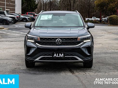 Used 2022 Volkswagen Taos SE image 11