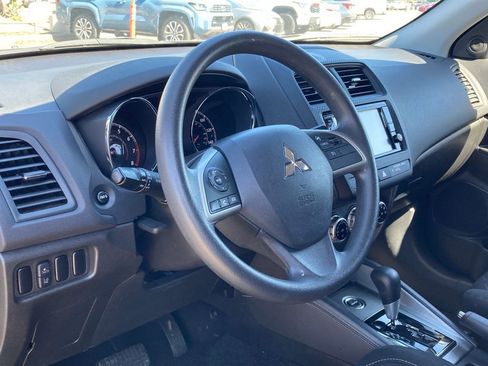 Used 2024 Mitsubishi Outlander Sport ES image 9