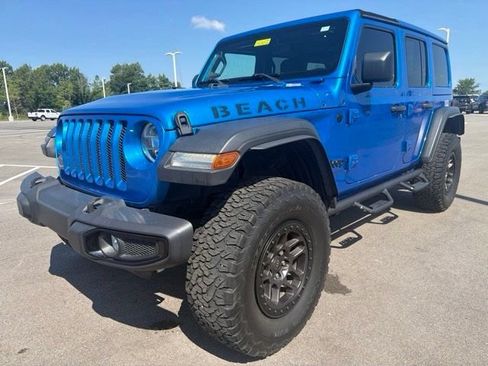 Used 2022 Jeep Wrangler Unlimited Sport w/ Xtreme Recon 35" Tire Package AWD/4WD image 2
