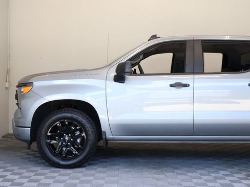 Used 2025 Chevrolet Silverado 1500 Custom w/ Turbomax Blackout Package RWD image 8