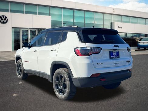 Used 2023 Jeep Compass Trailhawk image 7