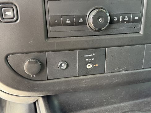Used 2021 GMC Savana 2500 w/ Driver Convenience Package RWD image 20
