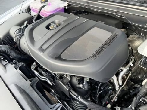 New 2026 RAM 1500 Express AWD/4WD image 14