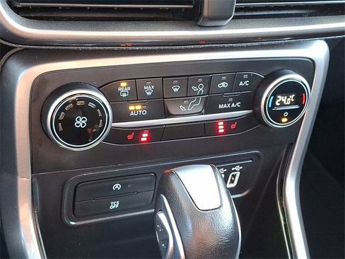 Used 2021 Ford EcoSport SE image 16