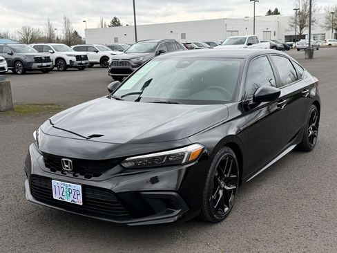 Used 2024 Honda Civic Sport image 4