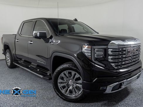 Used 2025 GMC Sierra 1500 Denali w/ Technology Package AWD/4WD image 1