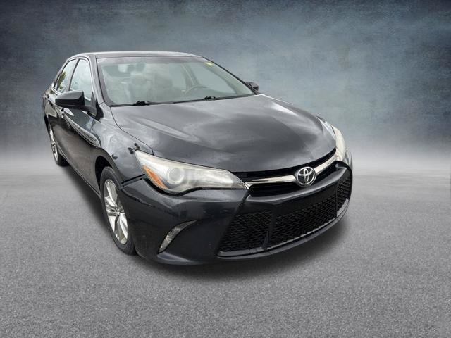 Used 2017 Toyota Camry SE FWD image 4